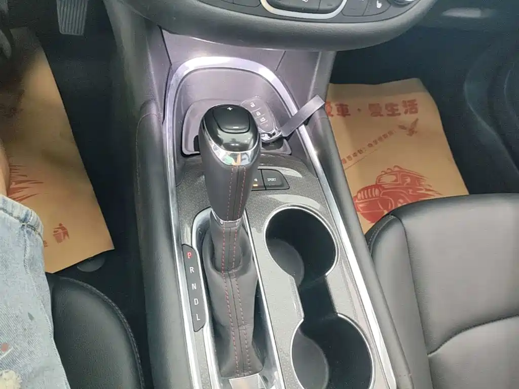 Chevrolet Malibu XL — миниатюра 14