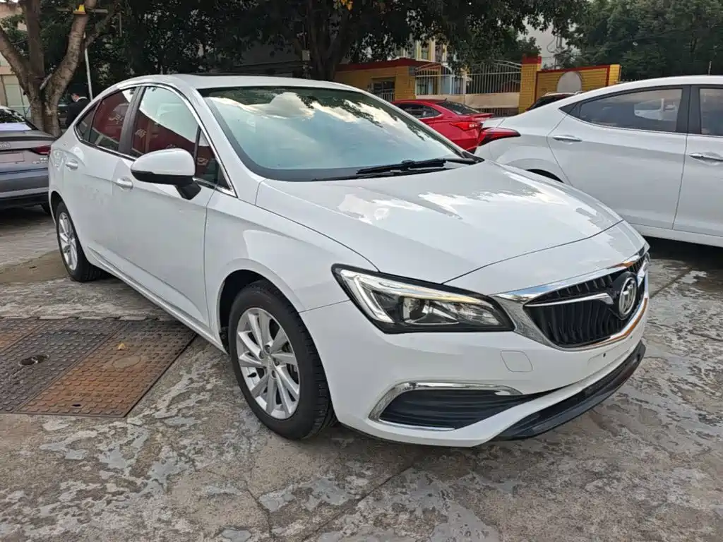 Buick Verano — миниатюра 4