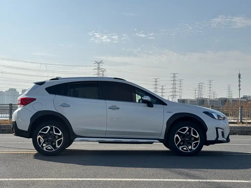Subaru XV - фото 4