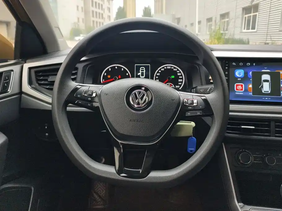 Volkswagen Polo — миниатюра 15