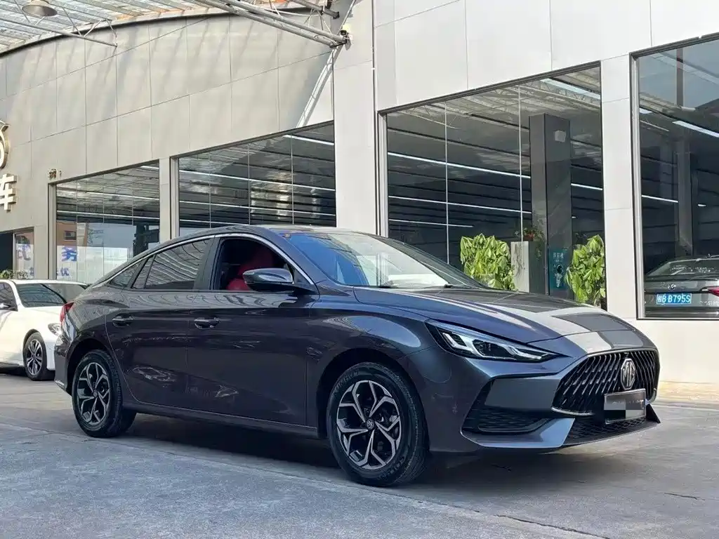 MG MG5 — миниатюра 3