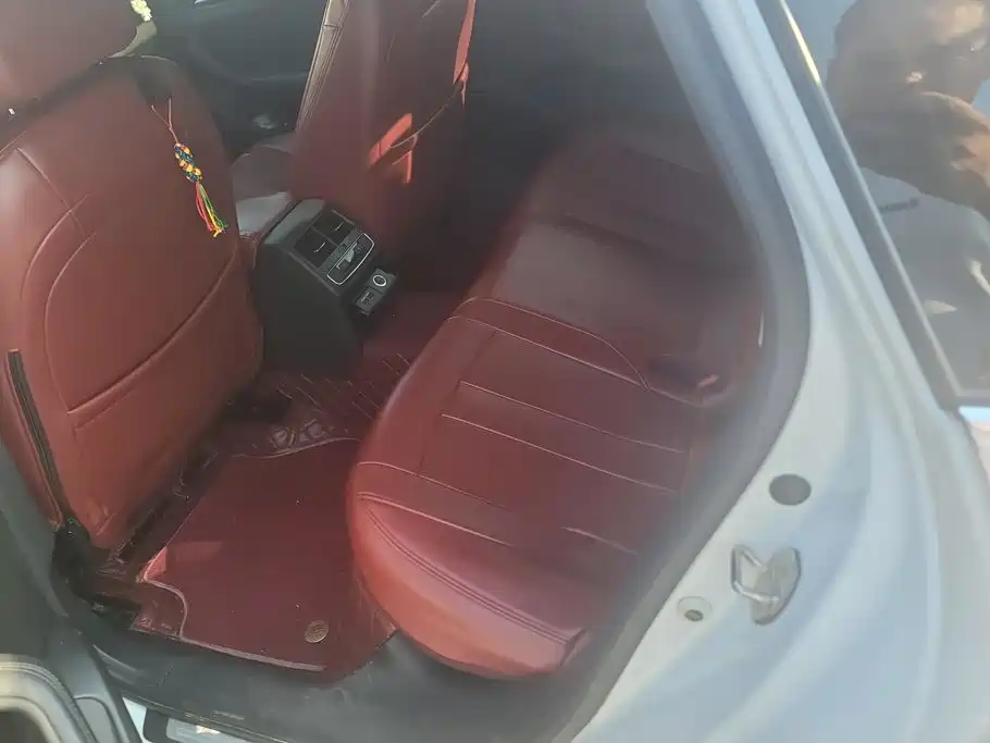 Audi A4L — миниатюра 11