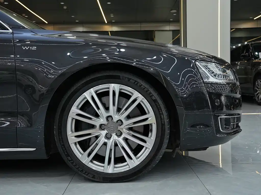 Audi A8 2014 A8L 6.3 FSI W12 quattro Flagship