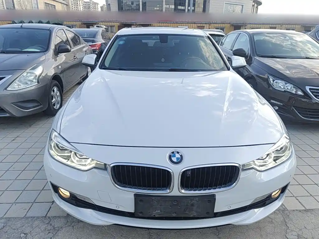 BMW 3 Series — миниатюра 3