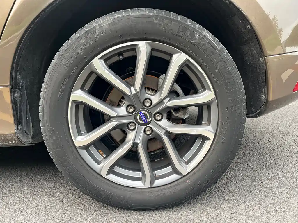Volvo XC60 — миниатюра 25