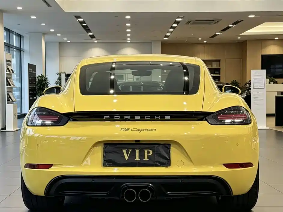 Porsche 718 2018 Cayman 2.0T