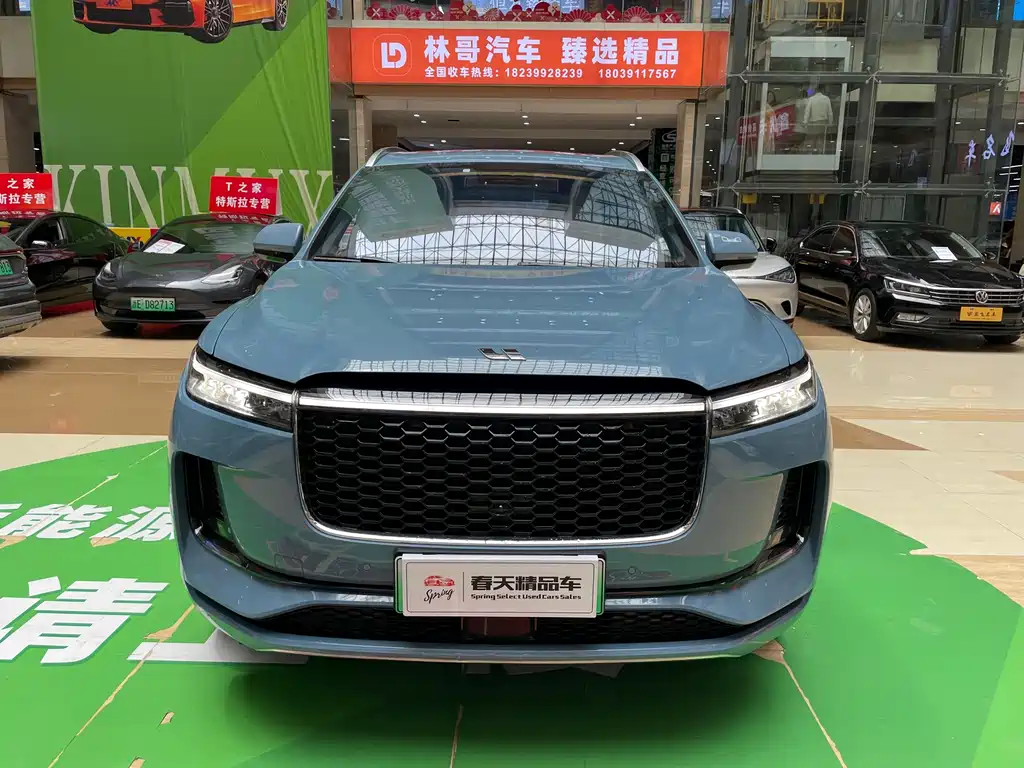 Li Auto ONE 2021 6 мест