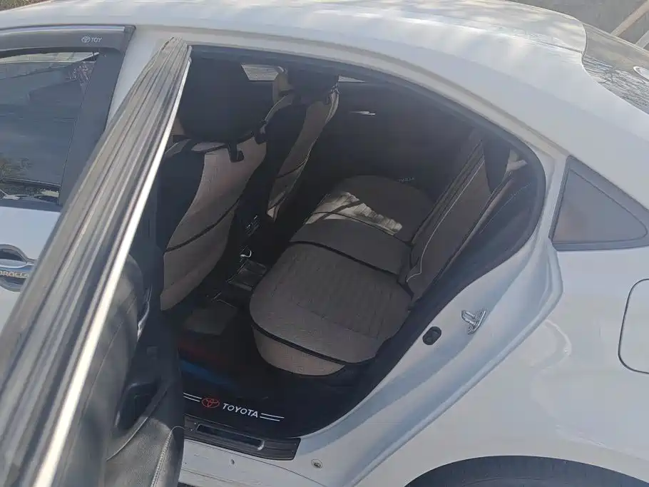 Toyota Corolla — миниатюра 11