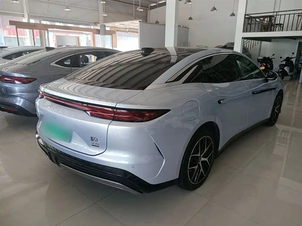 BYD Han L 2025 EV Flagship