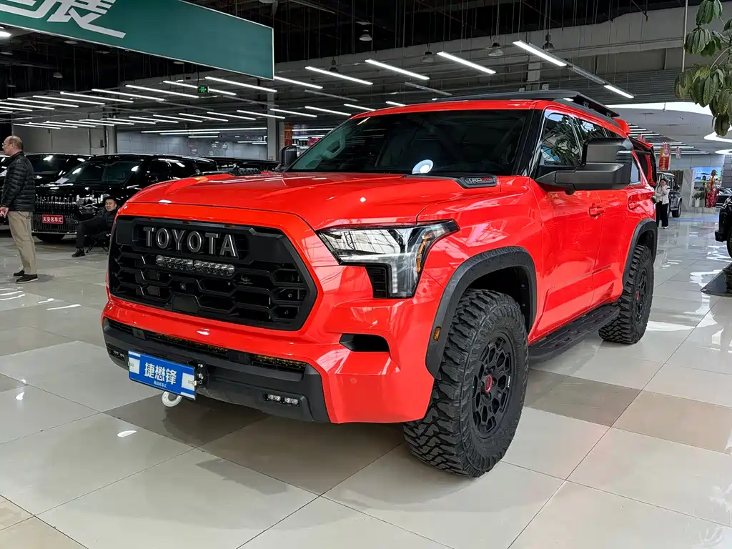 Toyota Sequoia 2023