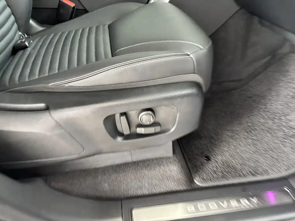 Land Rover Discovery — миниатюра 26