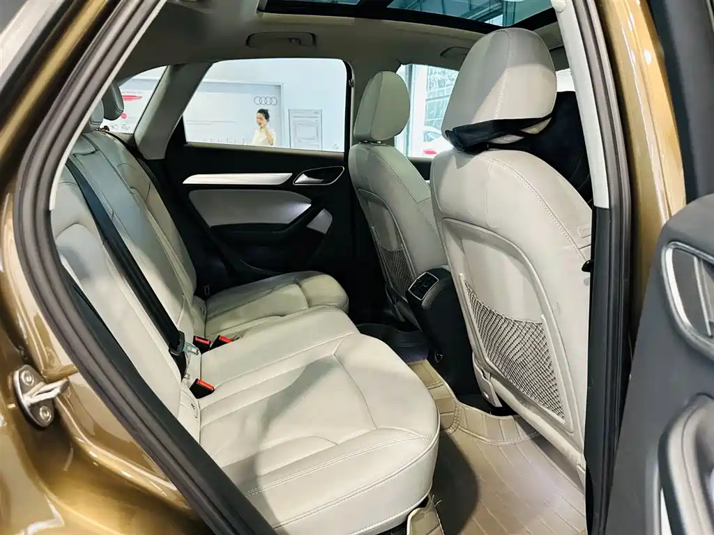 Audi Q3 2015 30 TFSI Comfort
