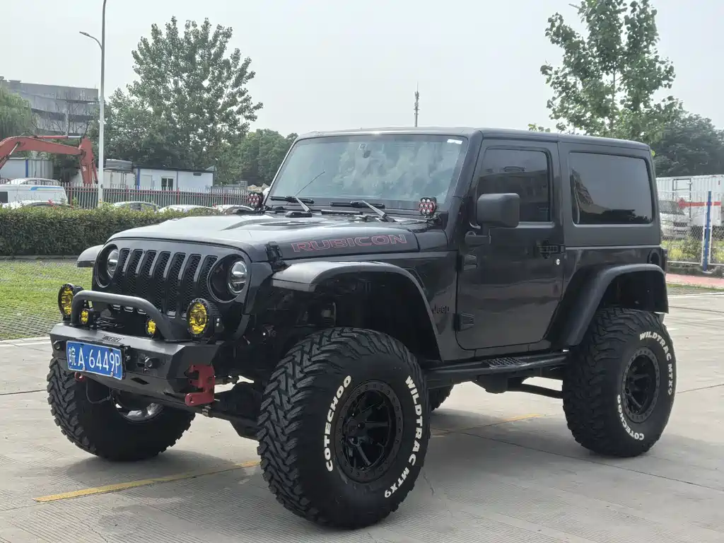 Купить Jeep Wrangler