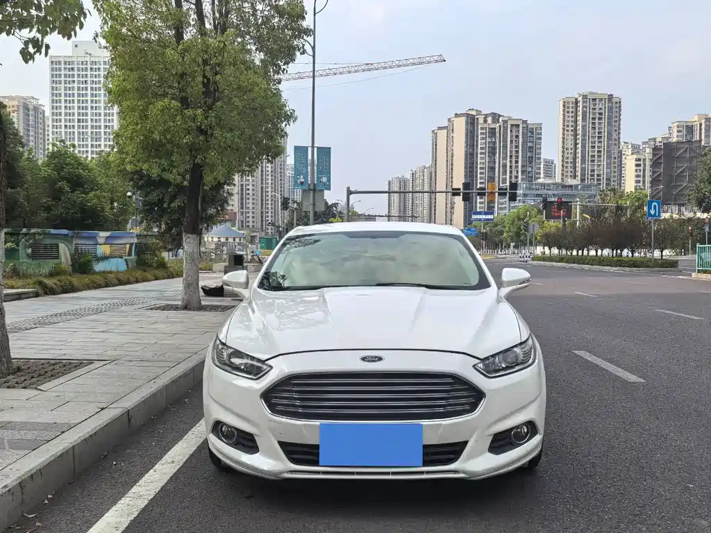 Ford Mondeo — миниатюра 2
