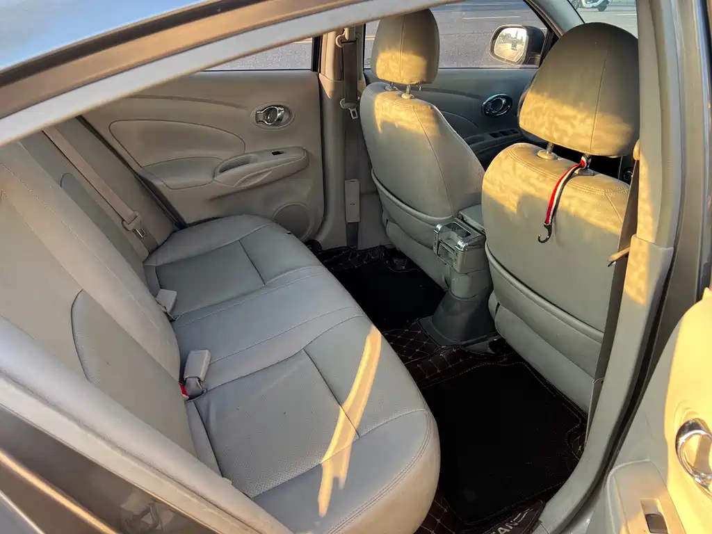 Nissan Sunny — миниатюра 13