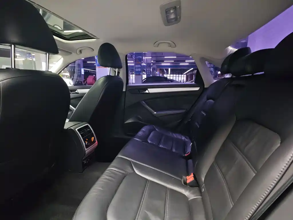 Volkswagen Passat — миниатюра 6