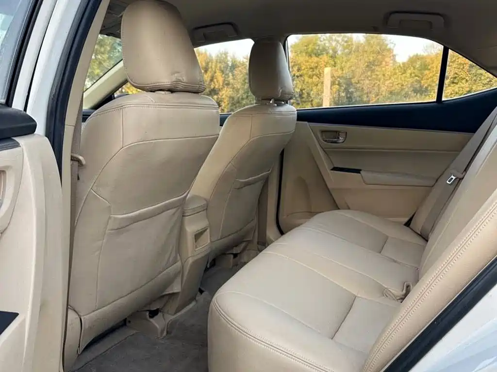 Toyota Corolla — миниатюра 7
