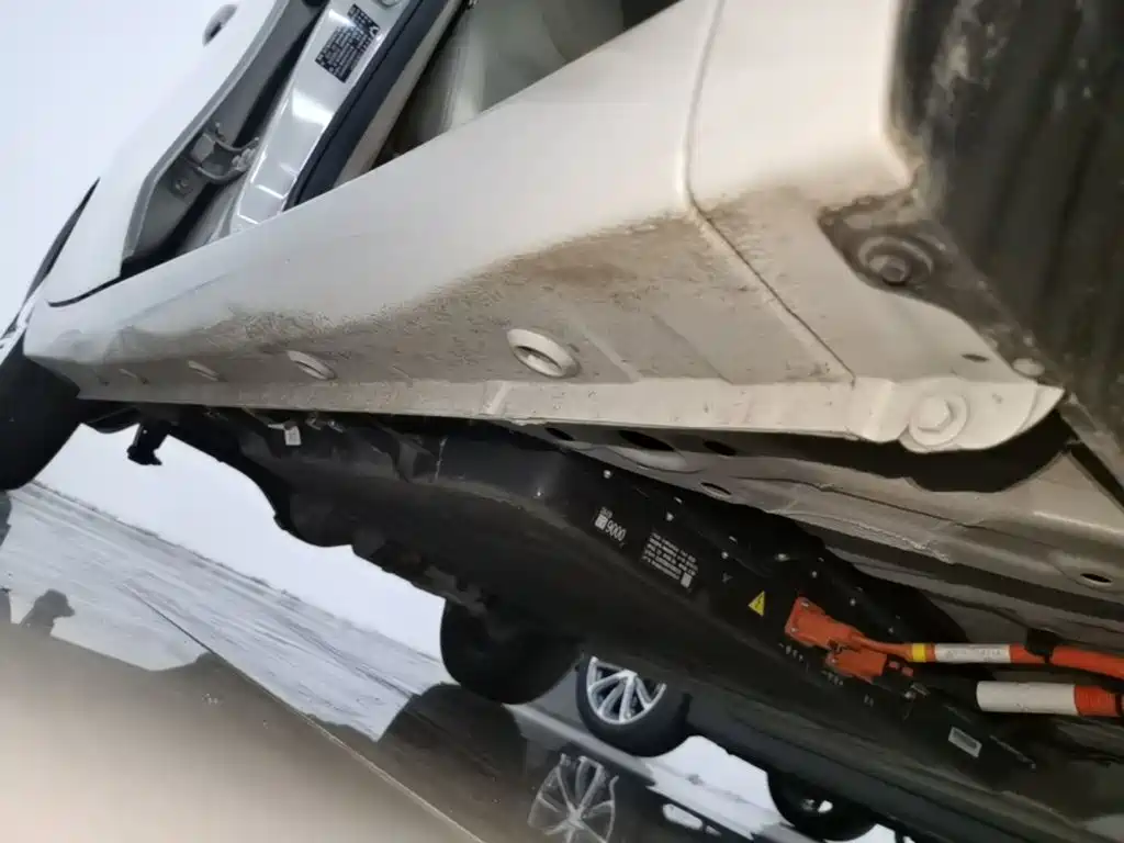 Wuling MINIEV — миниатюра 21
