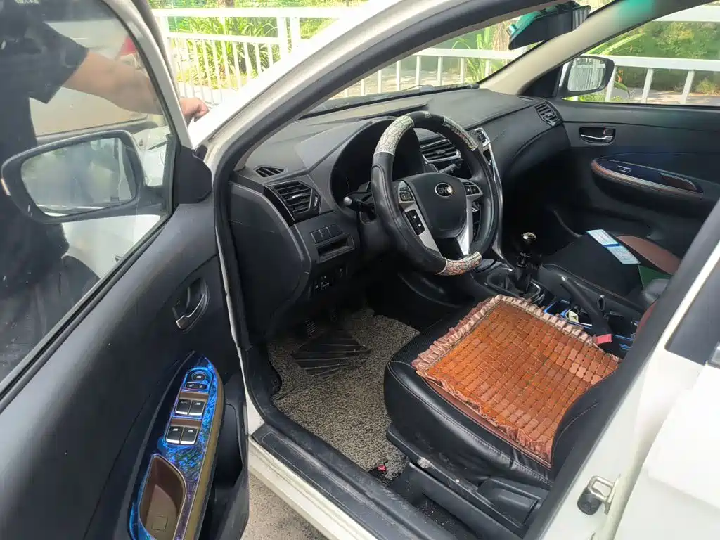 BYD F3 — миниатюра 17