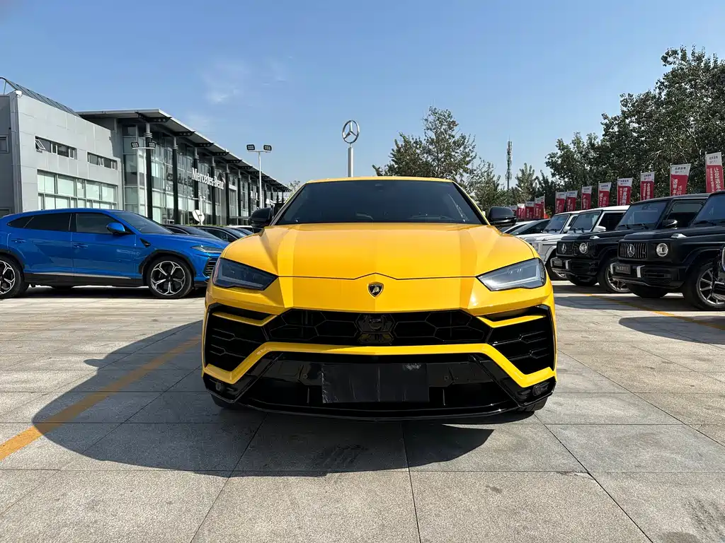 Lamborghini Urus — миниатюра 2