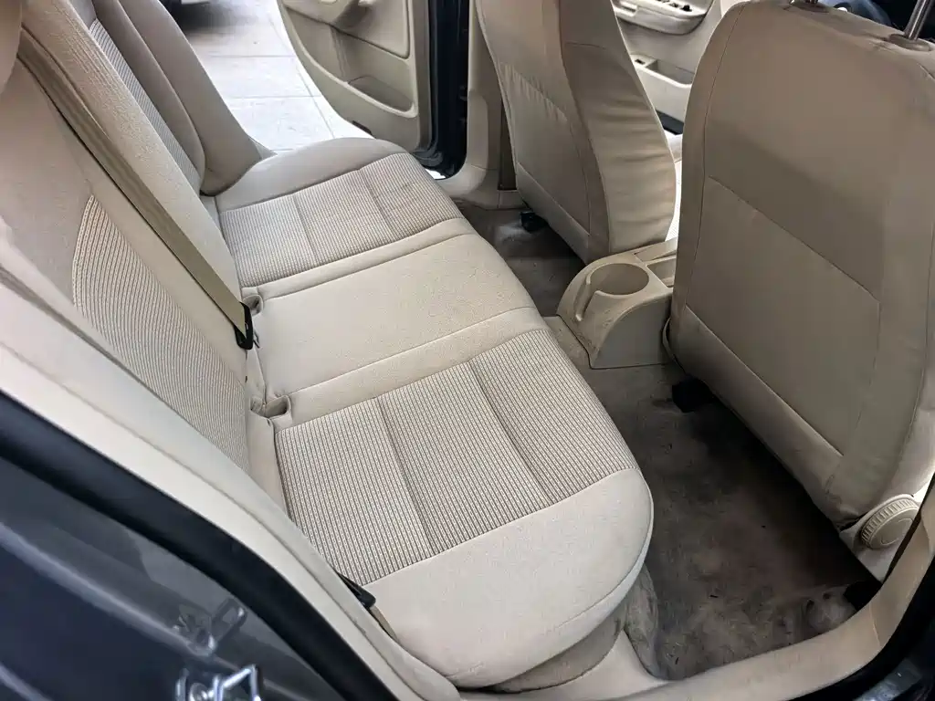 Volkswagen Sagitar — миниатюра 14