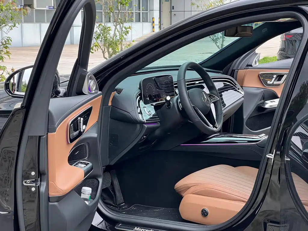 Mercedes-Benz E-Class E 2025 E 260 L