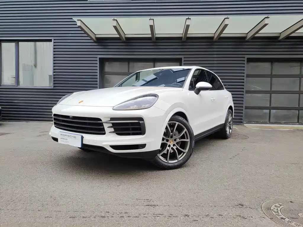 Porsche Cayenne 2022