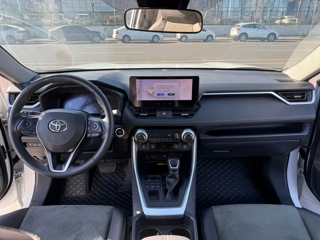 TOYOTA RAV4 RONGFANG