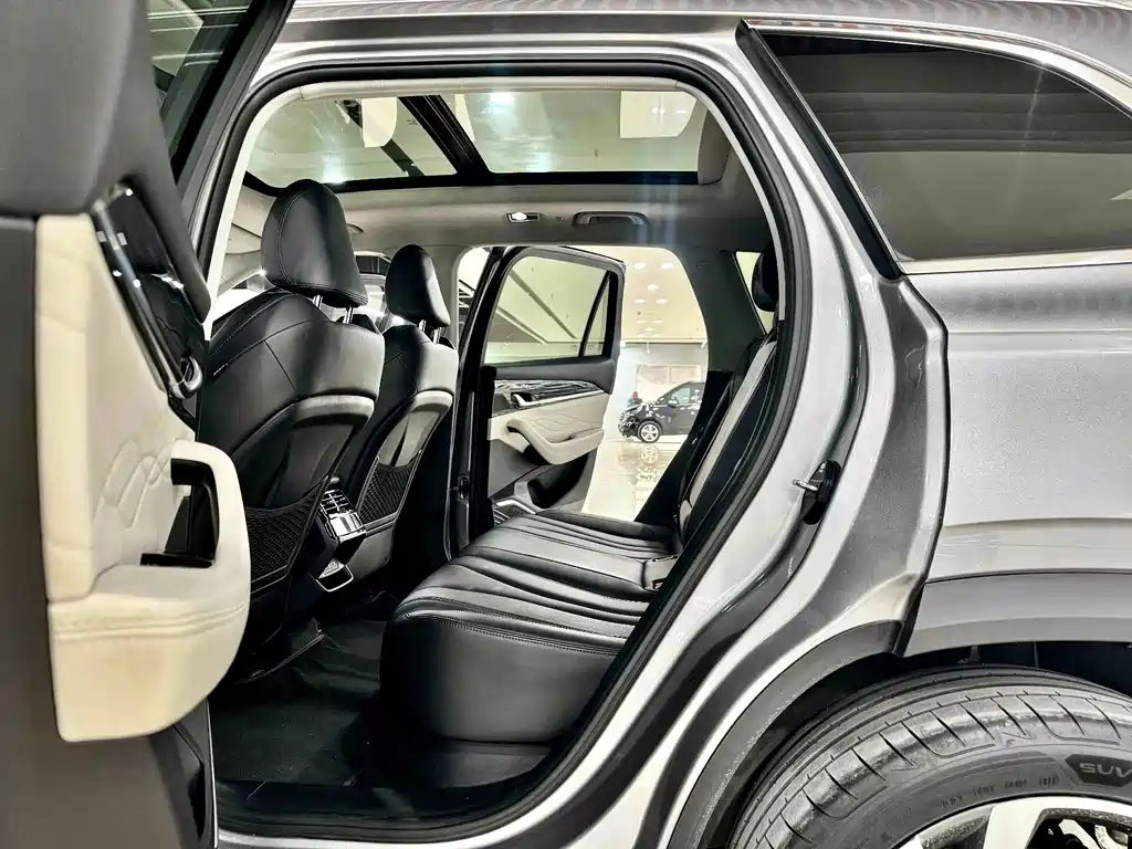 Geely Xingyue L — миниатюра 7