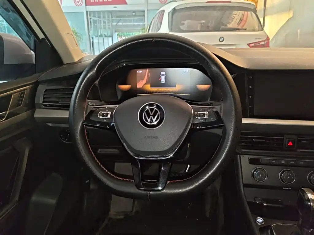 Volkswagen Lavida — миниатюра 11