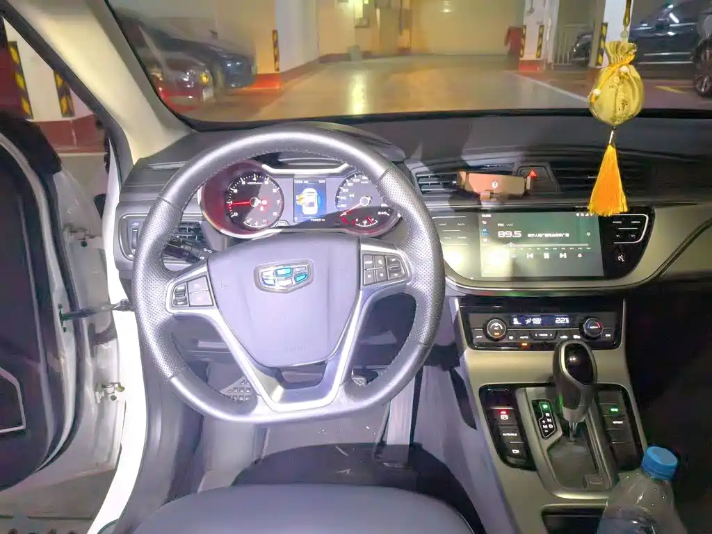 Geely Emgrand GL — миниатюра 6