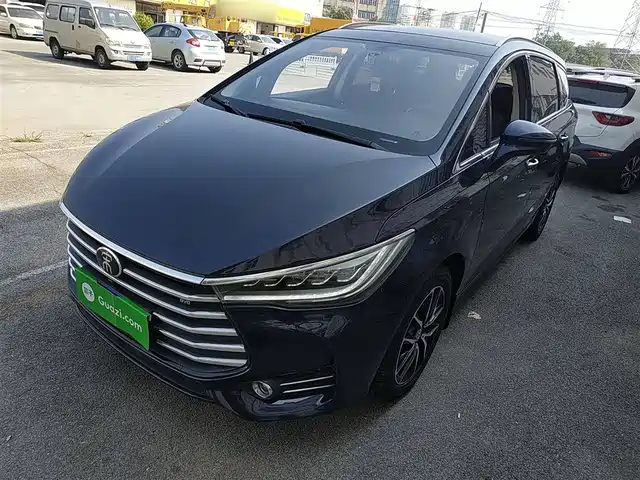 BYD SONG MAX