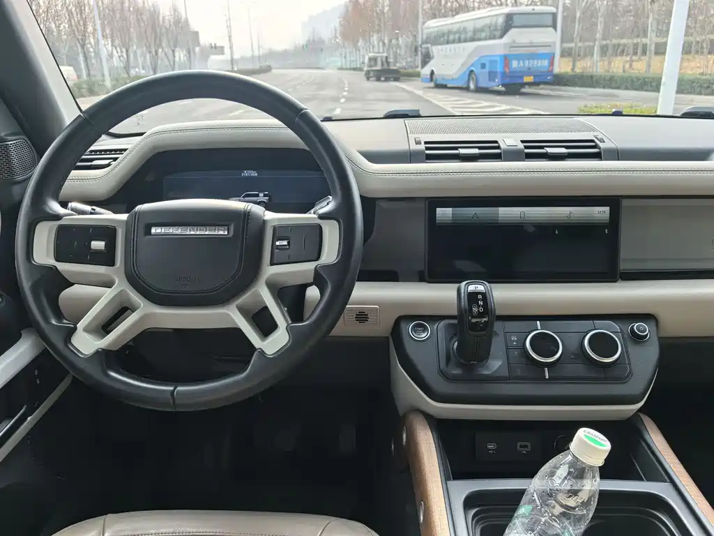 Land Rover Land Rover Defender 2021 110 P400