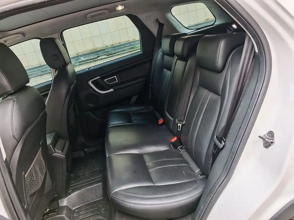 Land Rover Discovery Sport 2017 2.0T SE