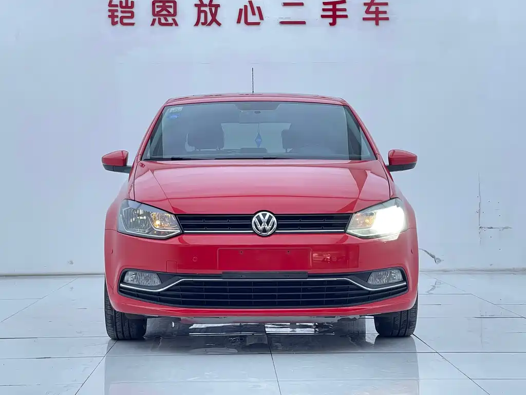 Volkswagen Polo 2018 1.5L AT