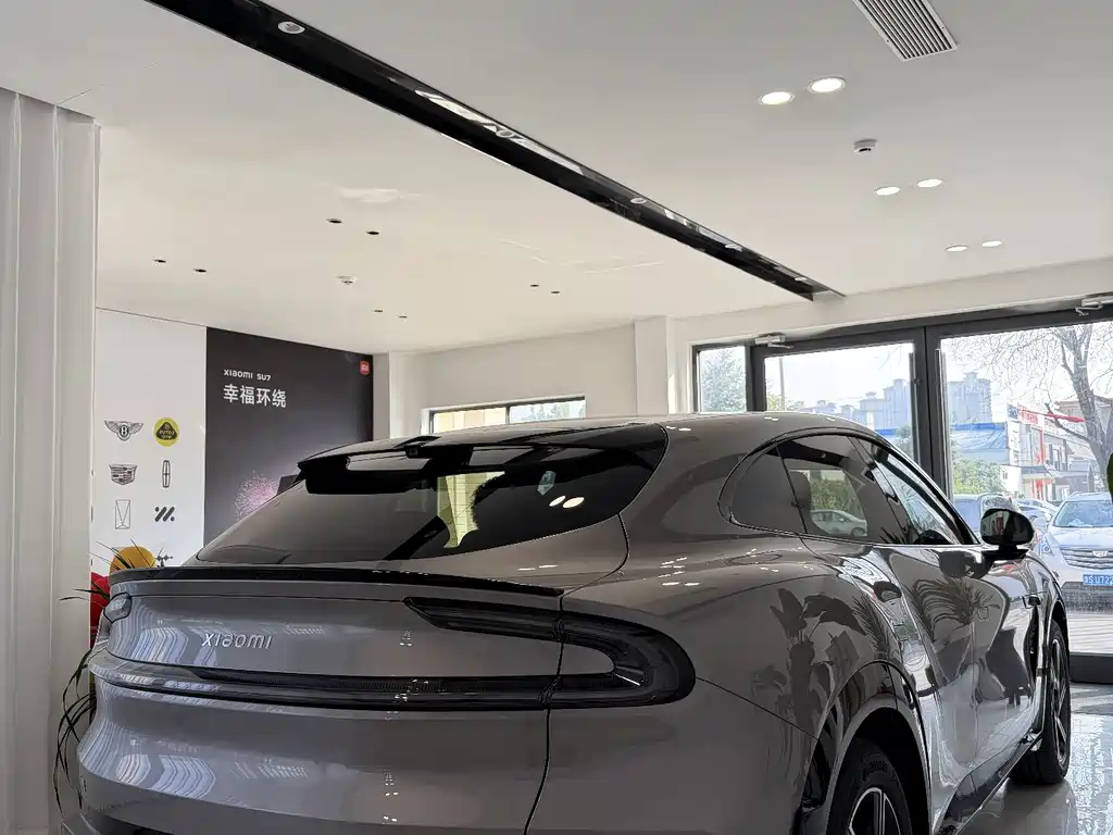 XIAOMI CAR XIAOMI YU7