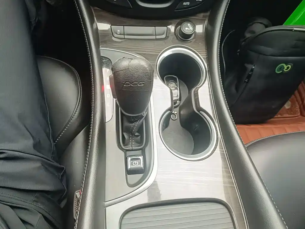 Buick Envision Plus — миниатюра 14