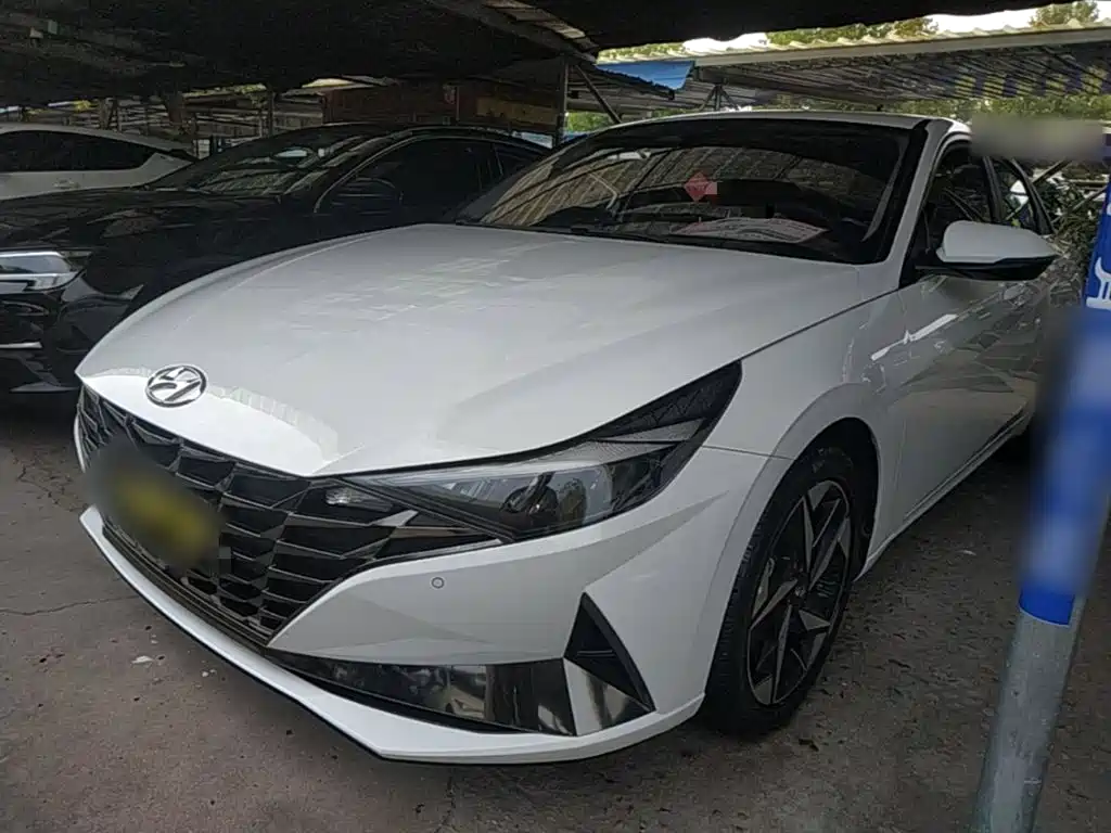 Hyundai Elantra — миниатюра 2