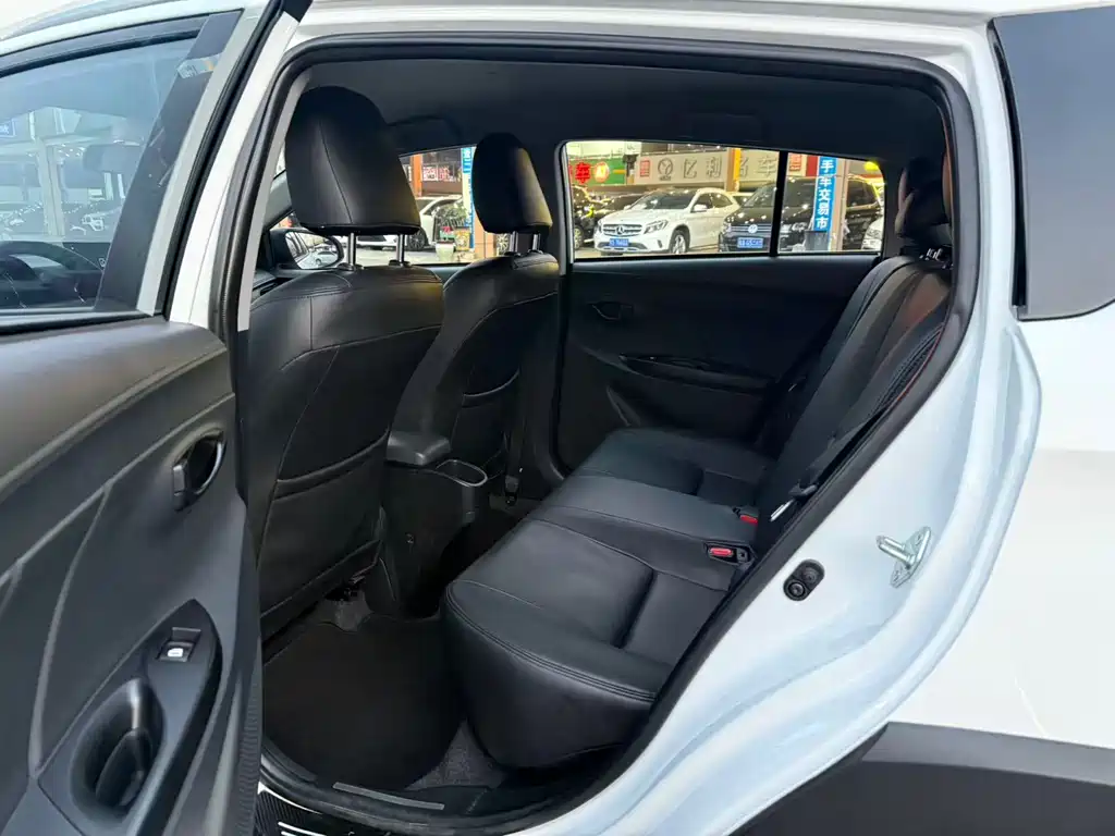 TOYOTA YARIS L ZHIXUAN