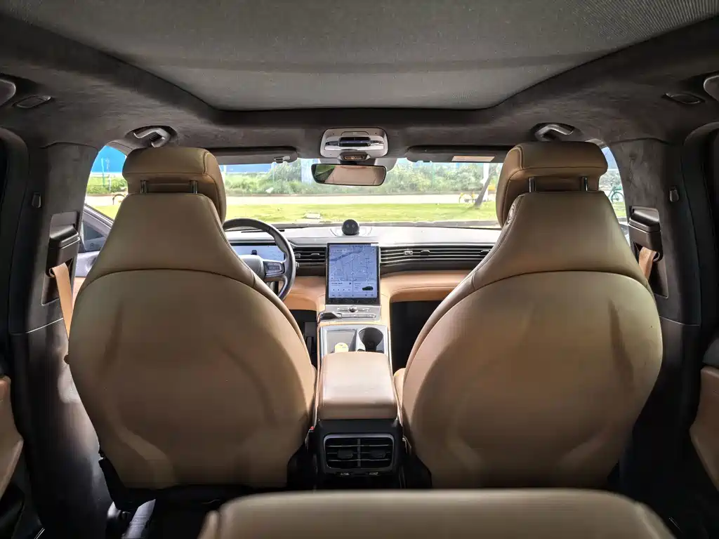 NIO ES6 — миниатюра 17