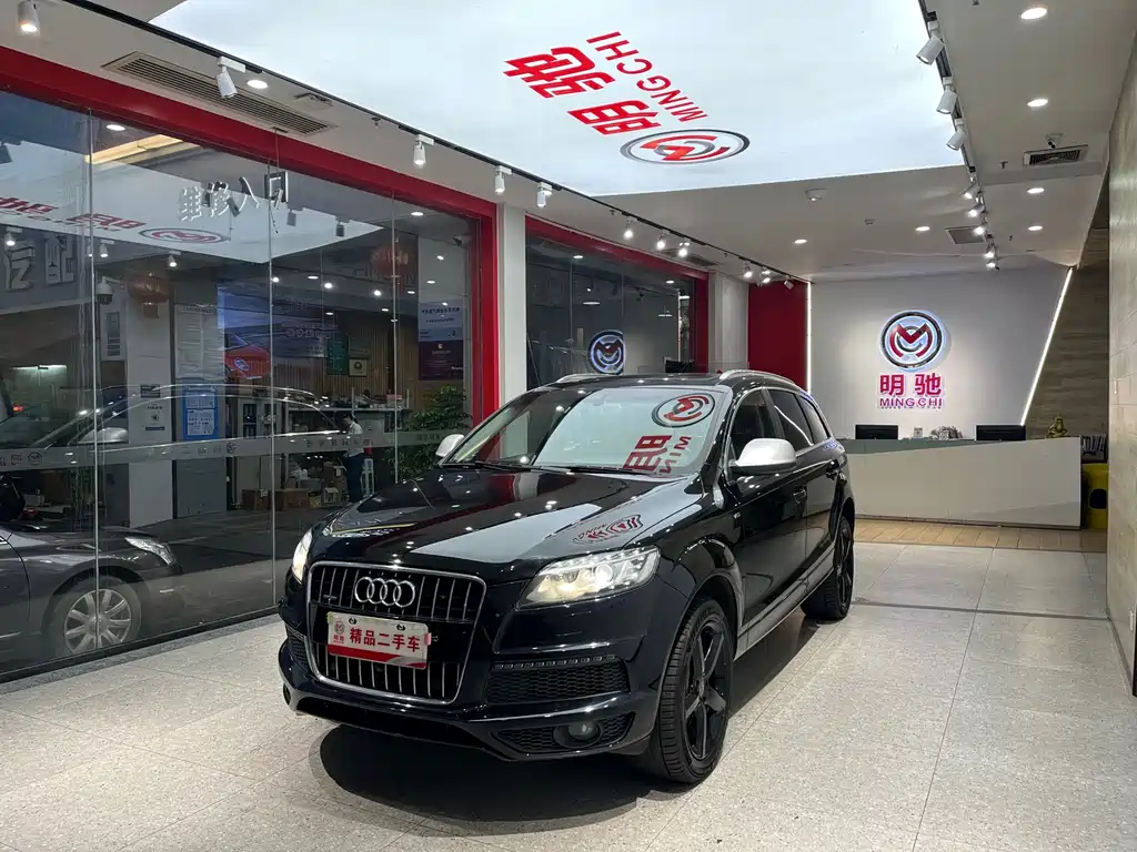 Купить Audi Q7