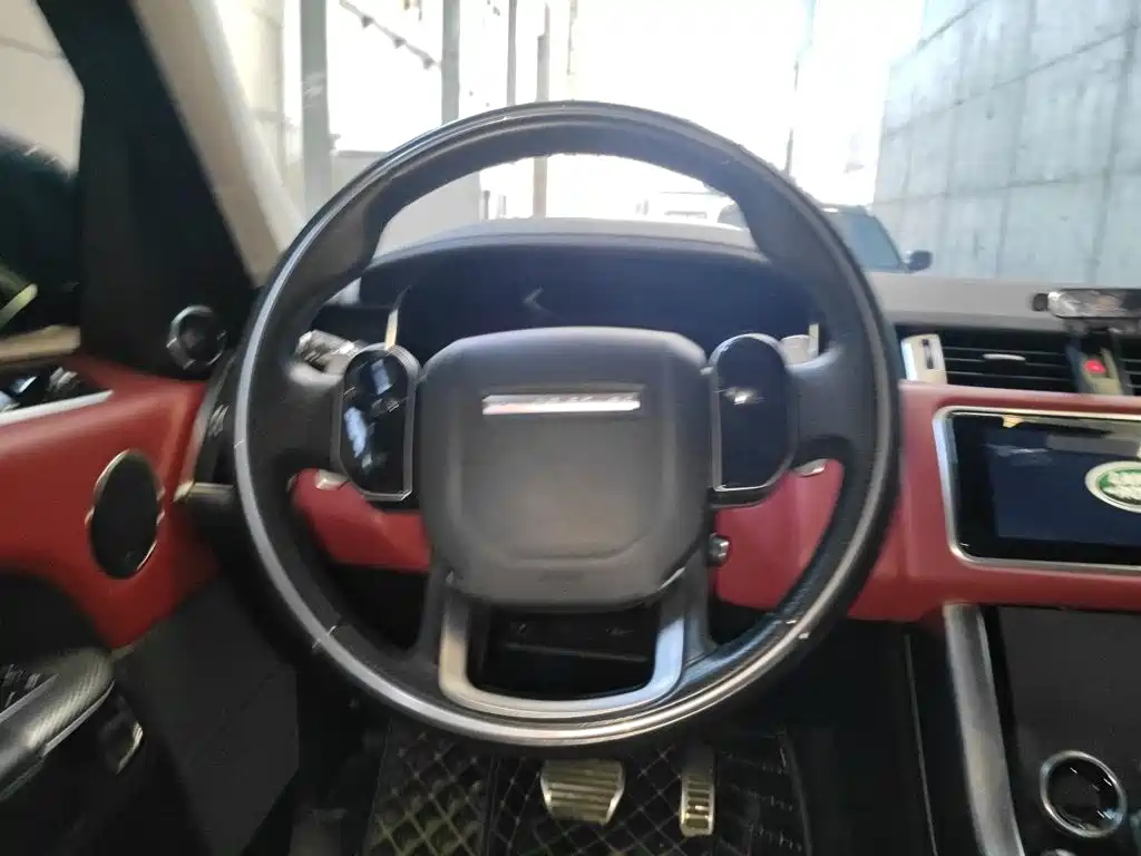 Land Rover Sport — миниатюра 6