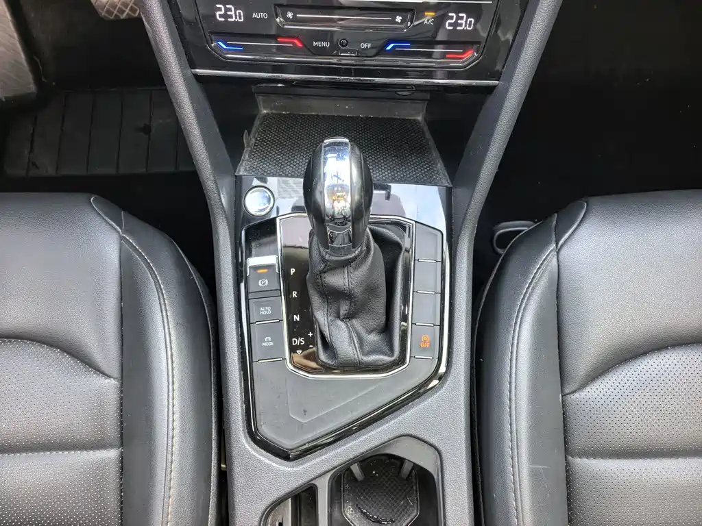 Volkswagen Tharu — миниатюра 15
