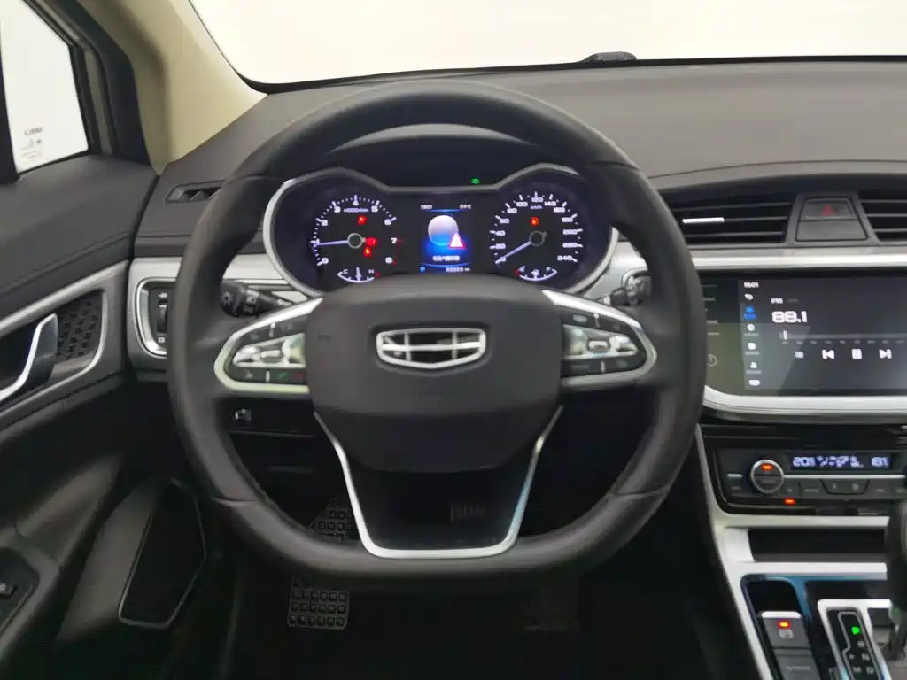 Geely Emgrand GS — миниатюра 11