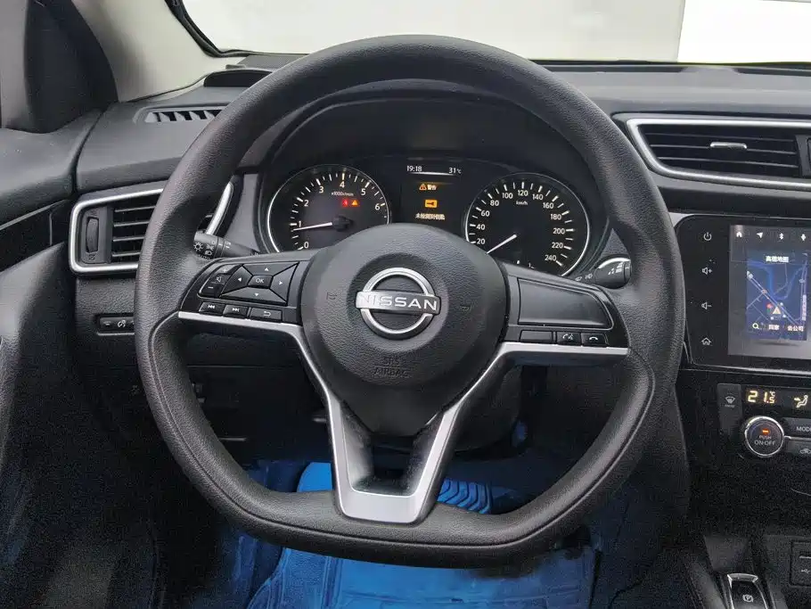 Nissan Qashqai — миниатюра 15