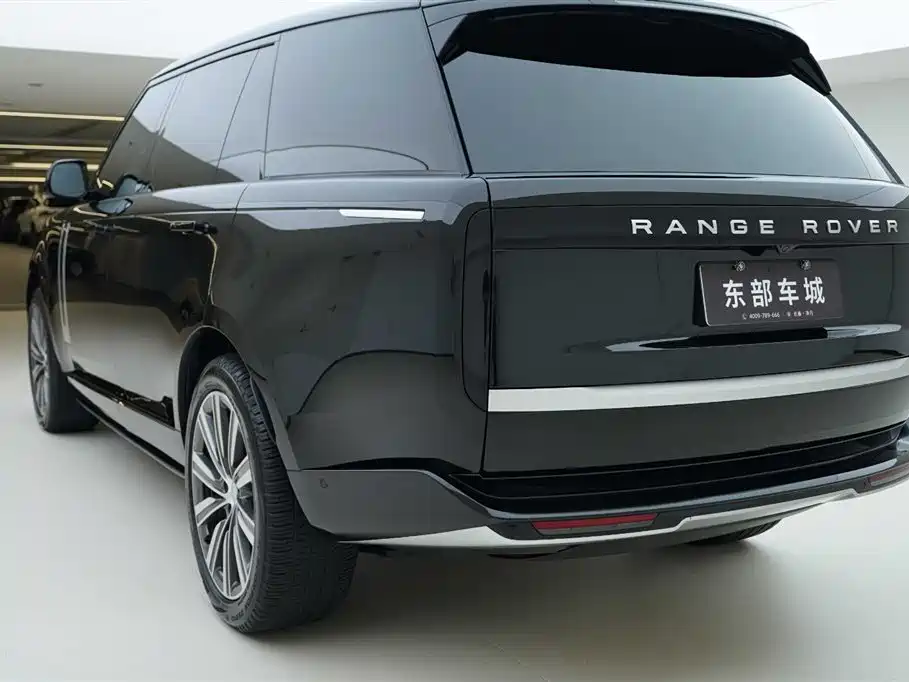 Land Rover Range Rover 2025 3.0 L6 400PS Long Wheelbase