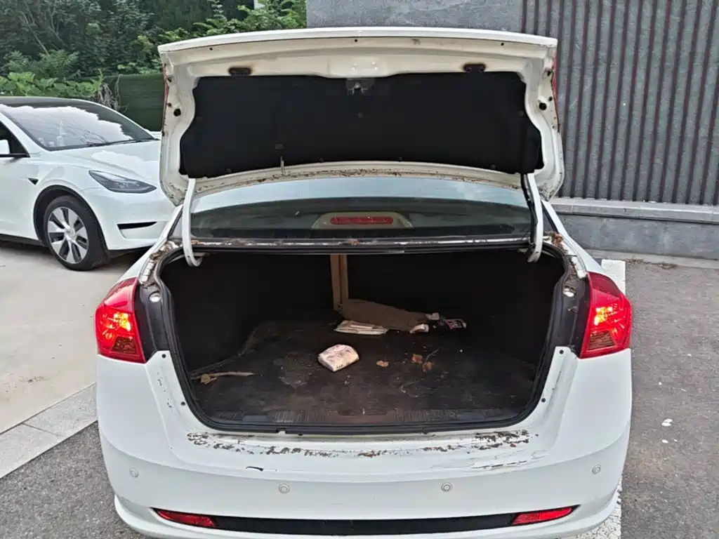 Buick Excelle — миниатюра 19