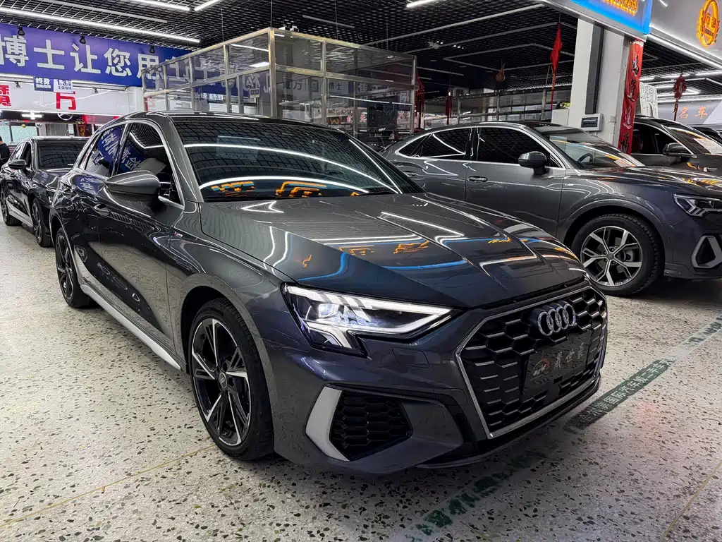 Audi A3 2023 Sportback 35 TFSI Fashion Sport