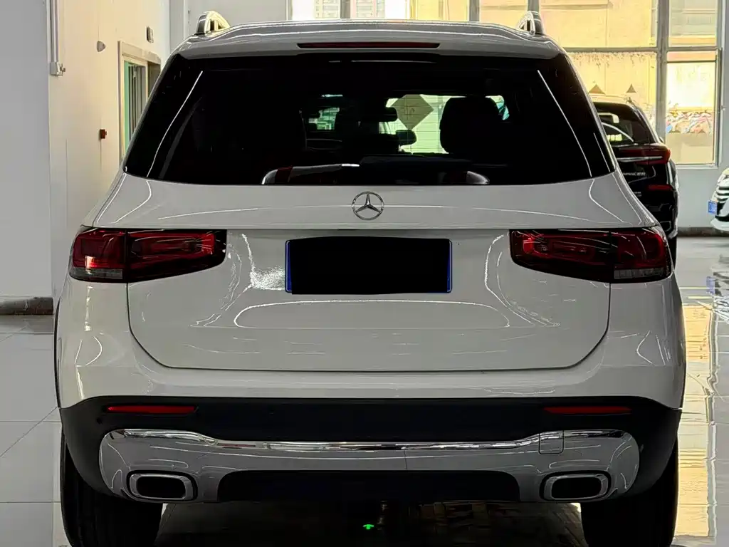 Mercedes-Benz GLB — миниатюра 8