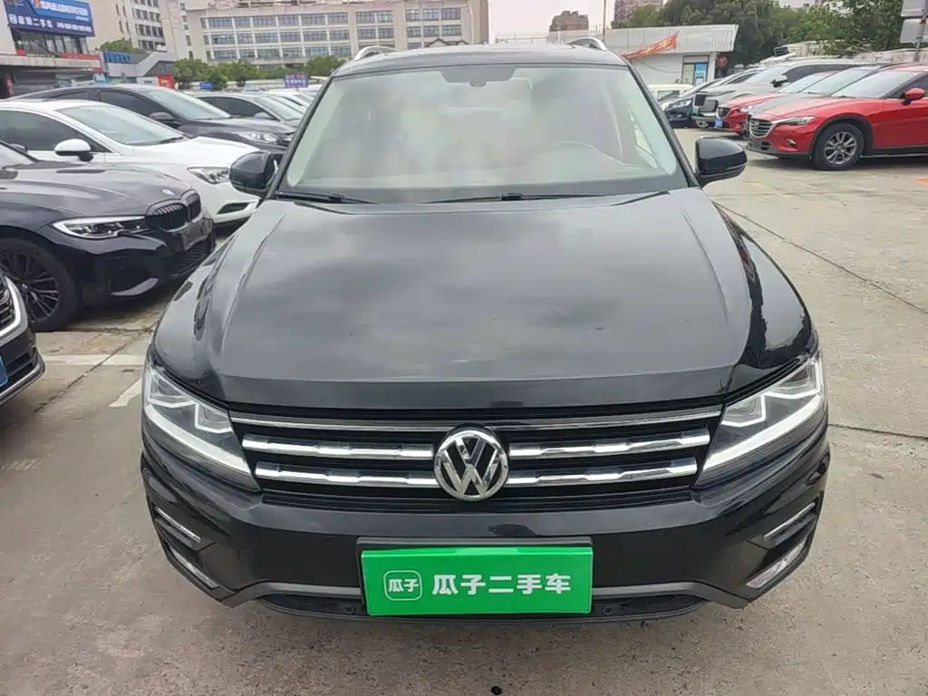 Volkswagen Tiguan L L 2019 330TSI AT Luxury VI